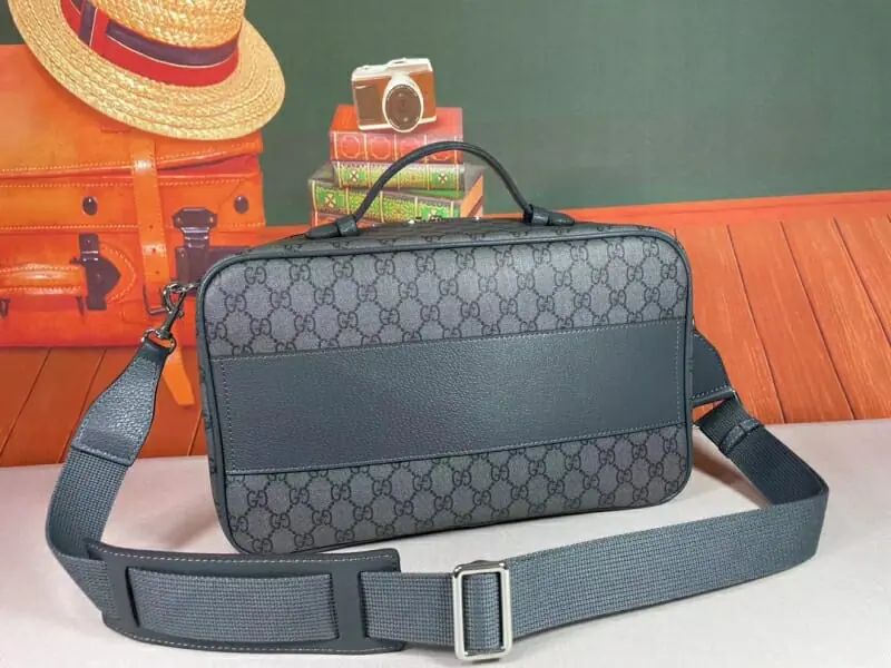 gucci sac de voyage pour unisexe s_1122a421